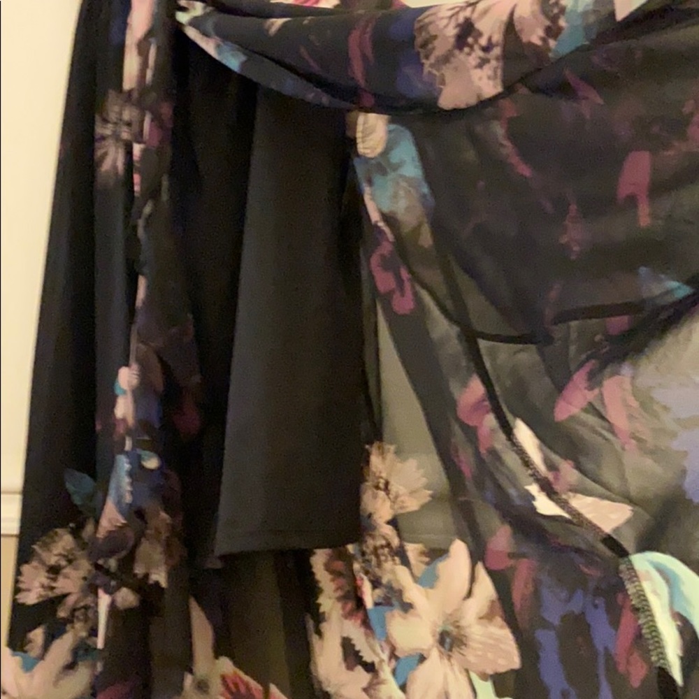 Dress - Picture 5 of 5